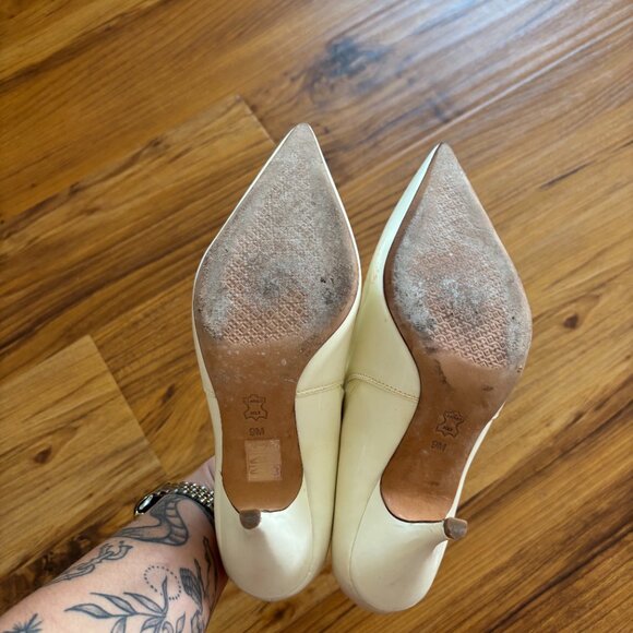 Tory Burch Vintage Leather Pointed Toe Heels - Picture 5 of 16